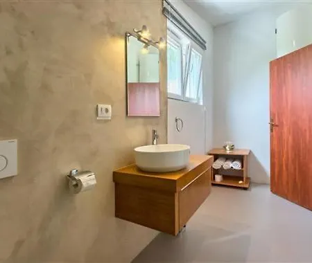 Orange Tree * Μεντουλίν